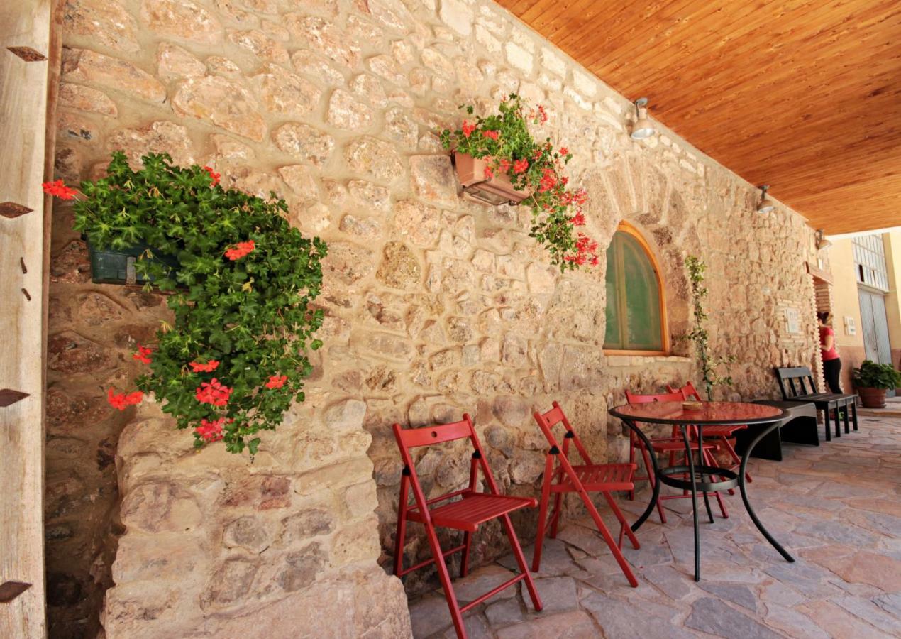 Domitila Rooms Clavijo Exterior photo